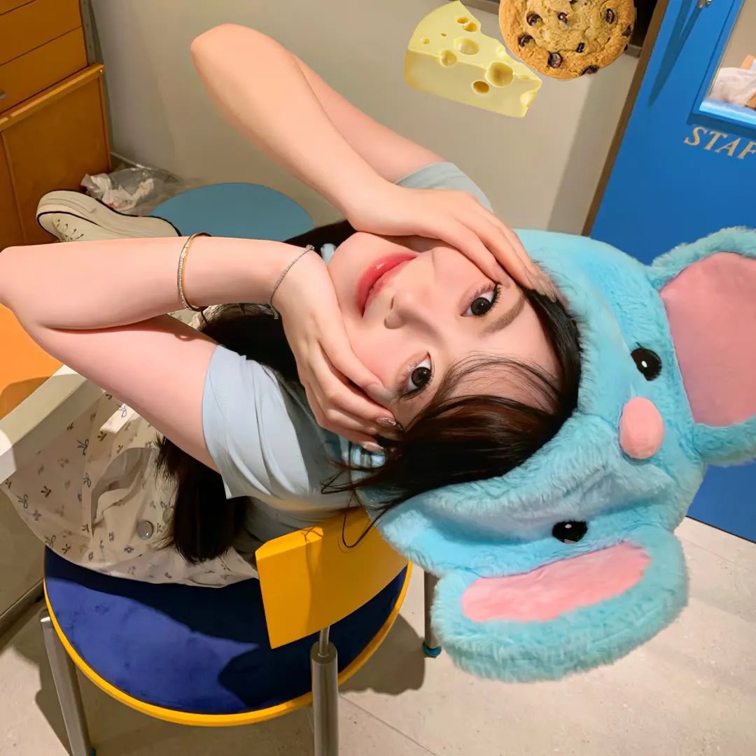 带子狼 在那双小手中
